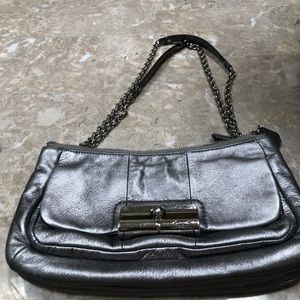 Coach Kristen Willow